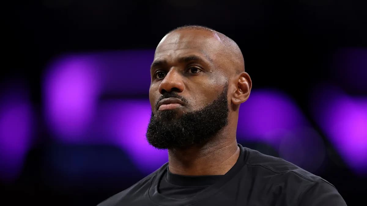 ده بازیکن آزاد برتر NBA که هنوز در سال ۲۰۲۶ بیتیم ماندهاند